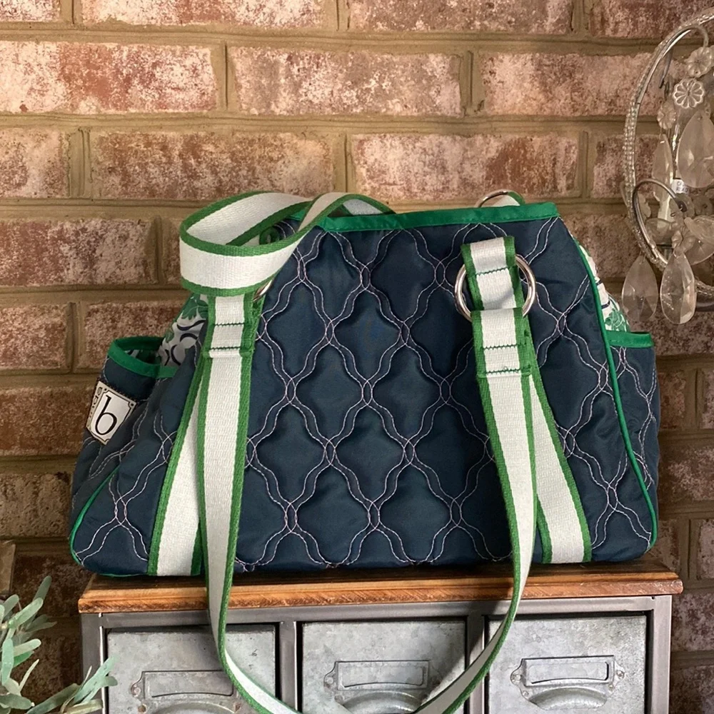 CINDY B TRAVEL SHOULDER BAG NEW NO TAG - Picture 1 of 8